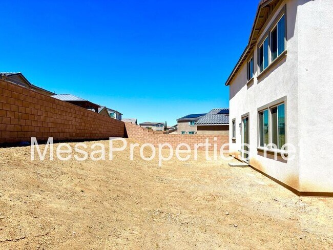 Building Photo - 13422 Menchaca Ct