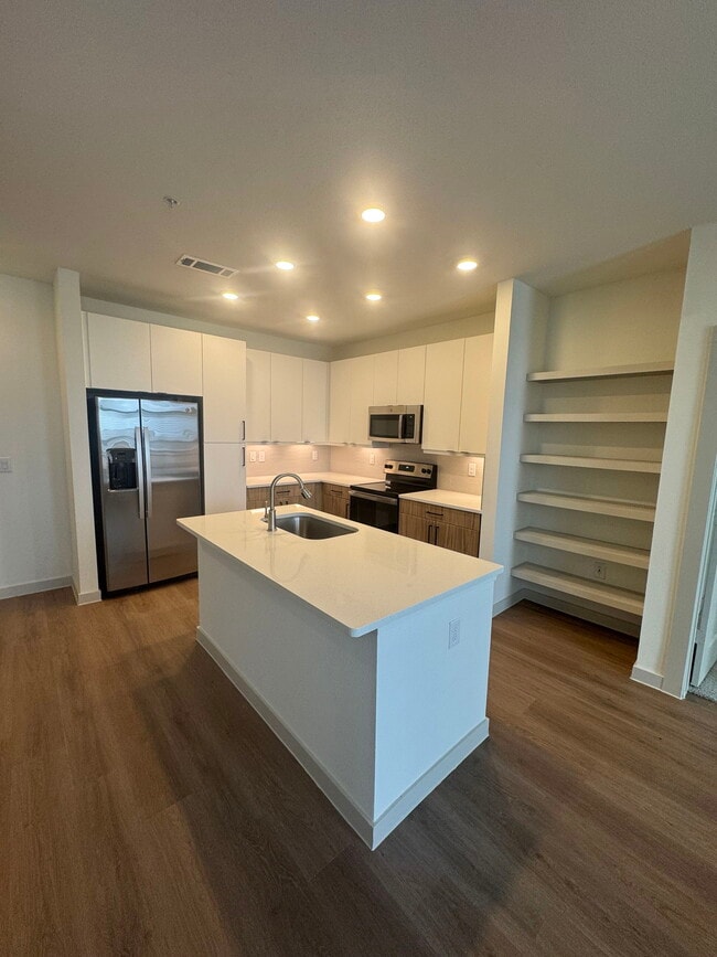 Building Photo - 4465 S Preston Rd