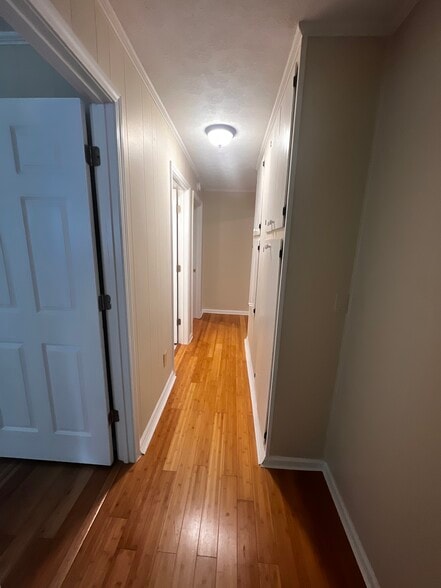 Building Photo - 3607 Sink Valley Rd