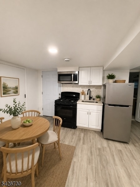 Building Photo - 186 3rd St