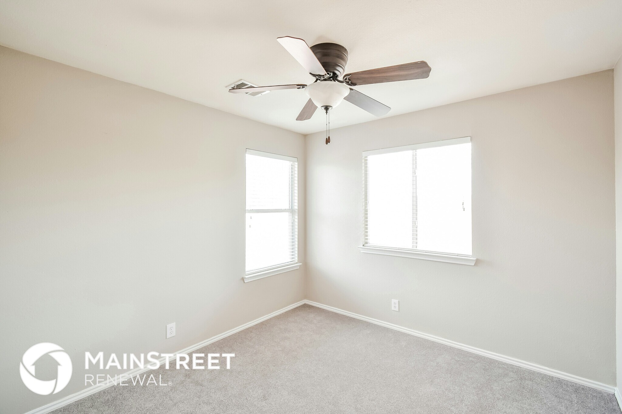 Building Photo - 8723 Trumpet Cir