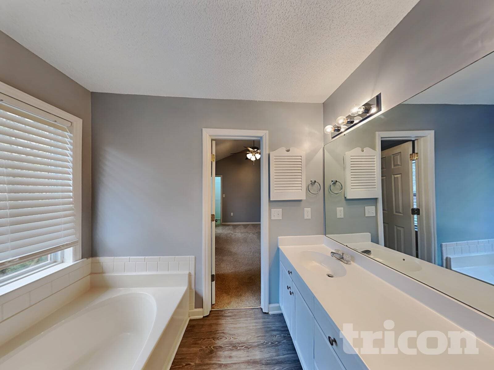 Building Photo - 7284 Green Meadow Ct