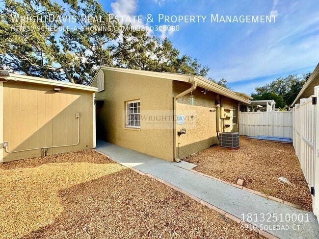 Building Photo - 6910 Soledad Ct