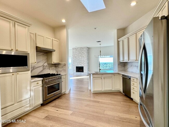 Building Photo - 5926 N Campo Abierto