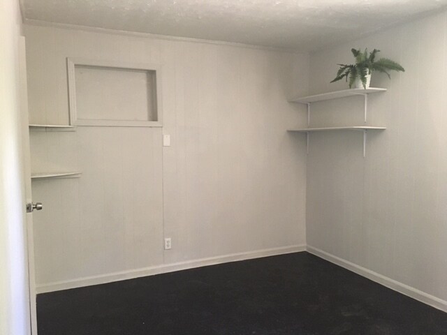 Building Photo - 666 Patton Ave