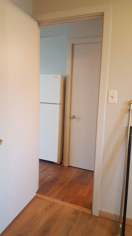 Building Photo - 548 2nd St