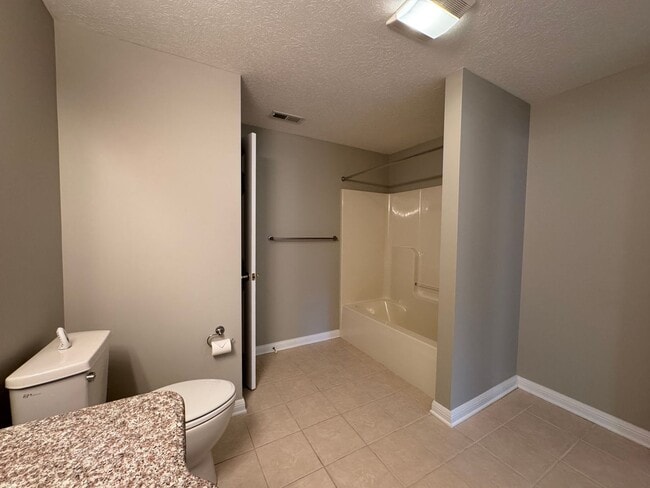 Building Photo - 51 Cambridge Cir