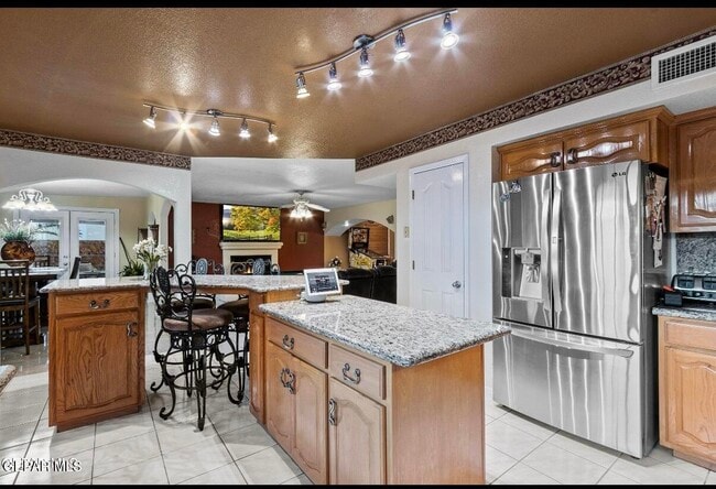 Building Photo - 1984 Paseo Granada Ln