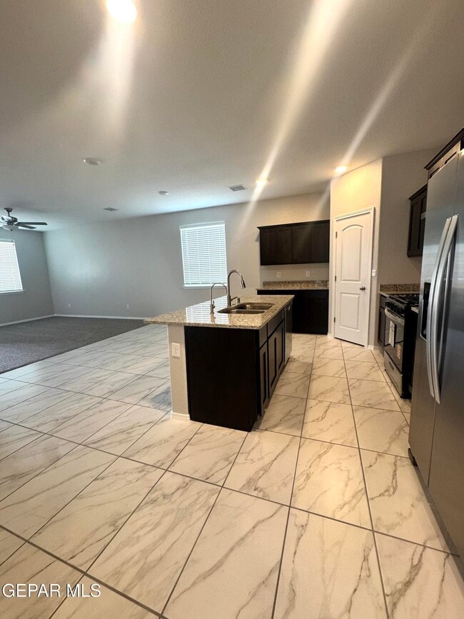 Building Photo - 15129 Resolve Dr