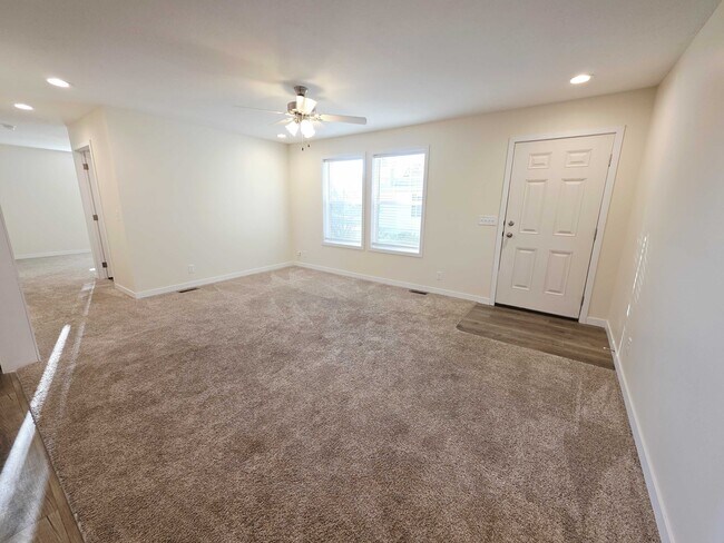 Building Photo - 3678 Hawthorne St