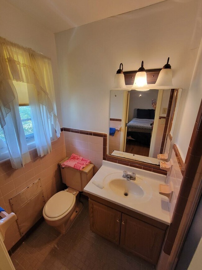 Building Photo - Beautiful Country home in Lakeland
