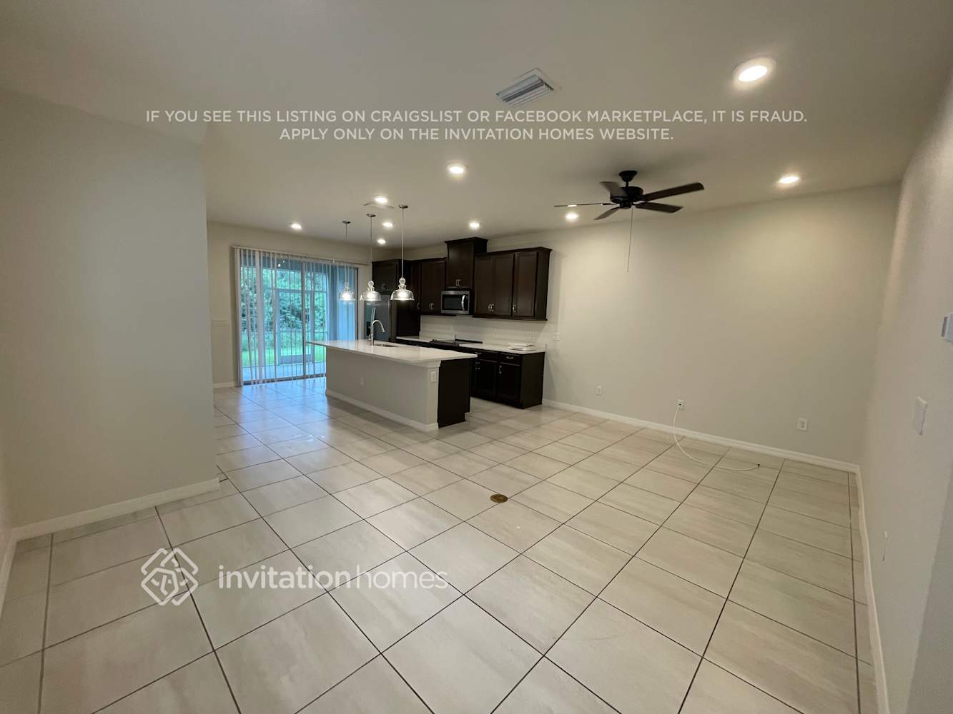 Building Photo - 2886 Grand Kemerton Pl