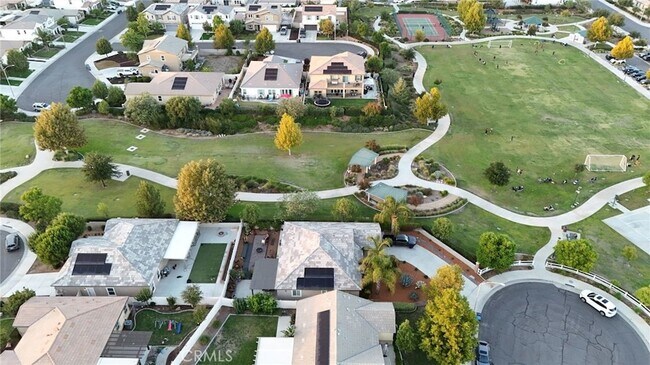 Building Photo - 26423 Rediron Ct