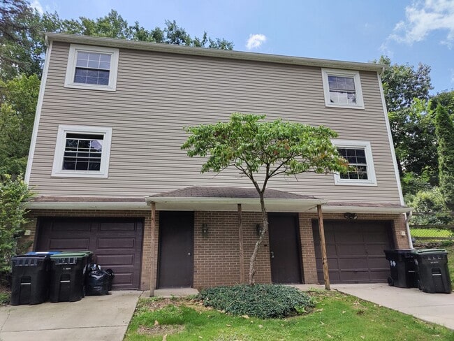 Building Photo - Allison Park - 2 BR Duplex, Fully Renovated, Garage/Driveway, Huge Yard!