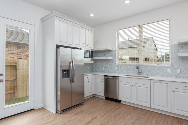 Building Photo - 4224 Waterlily Spg Wy