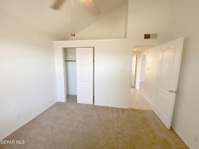 Building Photo - 4320 Loma Del Norte Dr