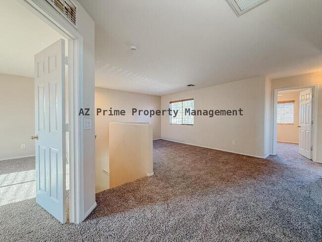 Building Photo - 24016 N Oasis Blvd