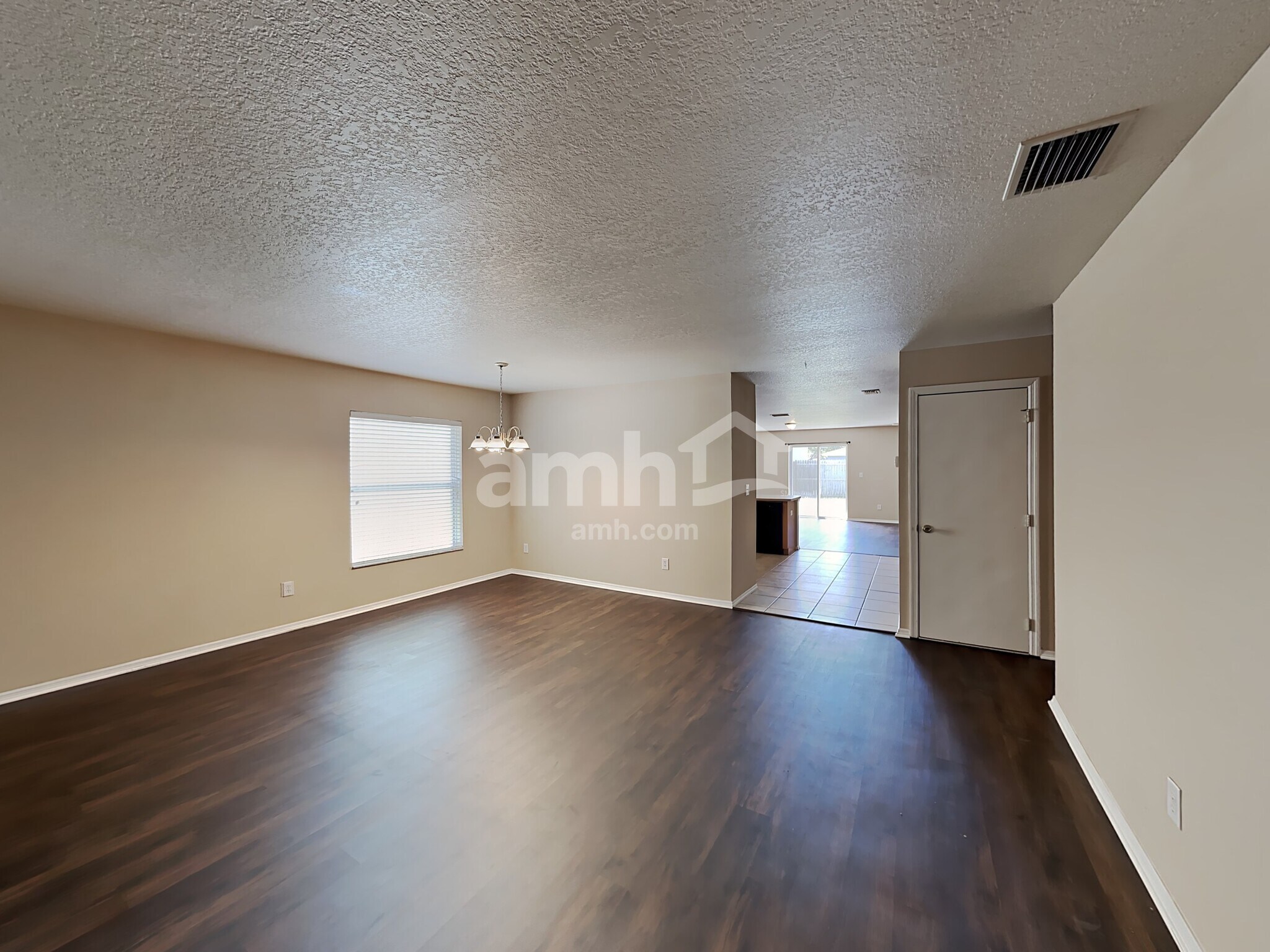 Building Photo - 30812 Temple Stand Ave