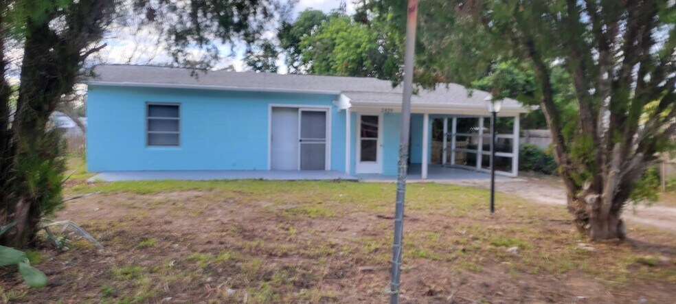 Building Photo - 2439 2nd Avenue SE