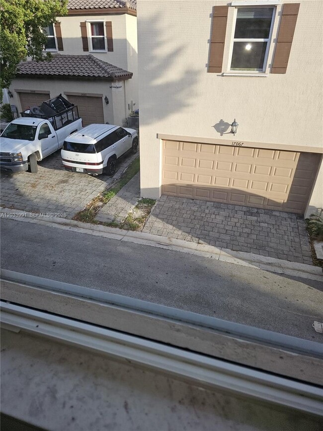 Building Photo - 17066 SW 95th Terrace