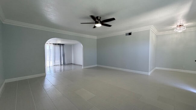 Building Photo - Remodeled 3 bedrooms 2 baths single story home in South San Diego