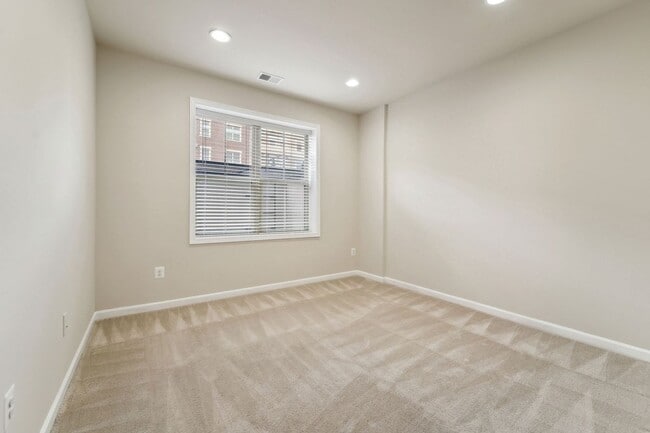 Building Photo - 13706 Petrel St