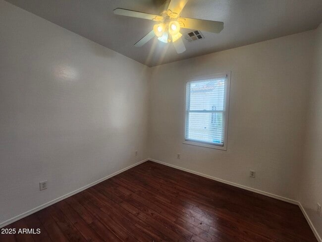 Building Photo - 5730 S 21st Pl