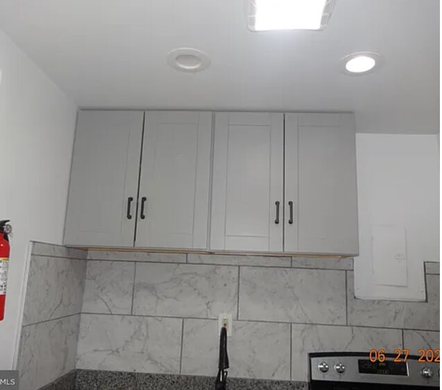 Building Photo - 2824 31st St SE