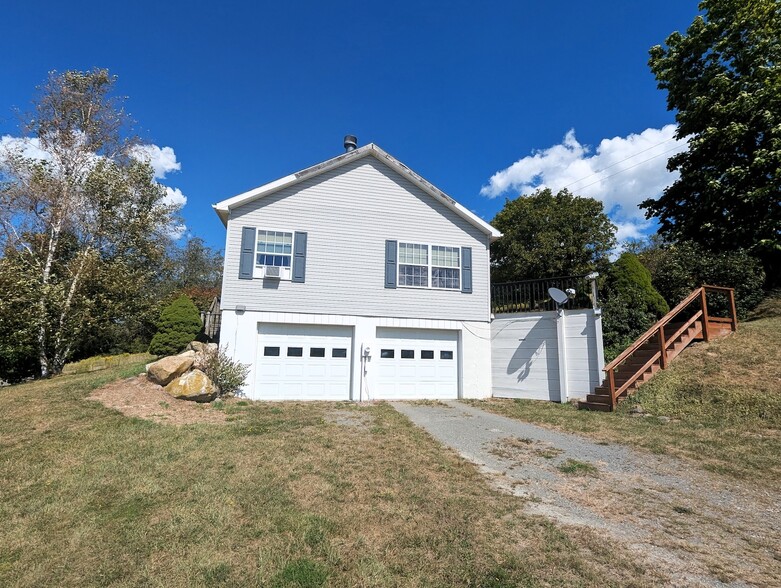 Building Photo - 7778 Whitehead Hill Rd