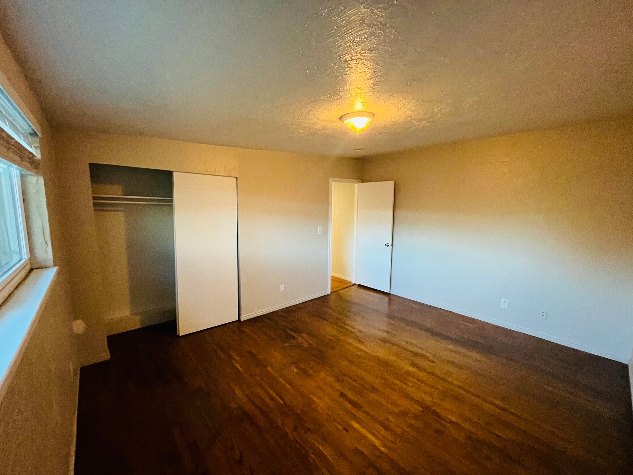 Building Photo - 5760 S 2700 W