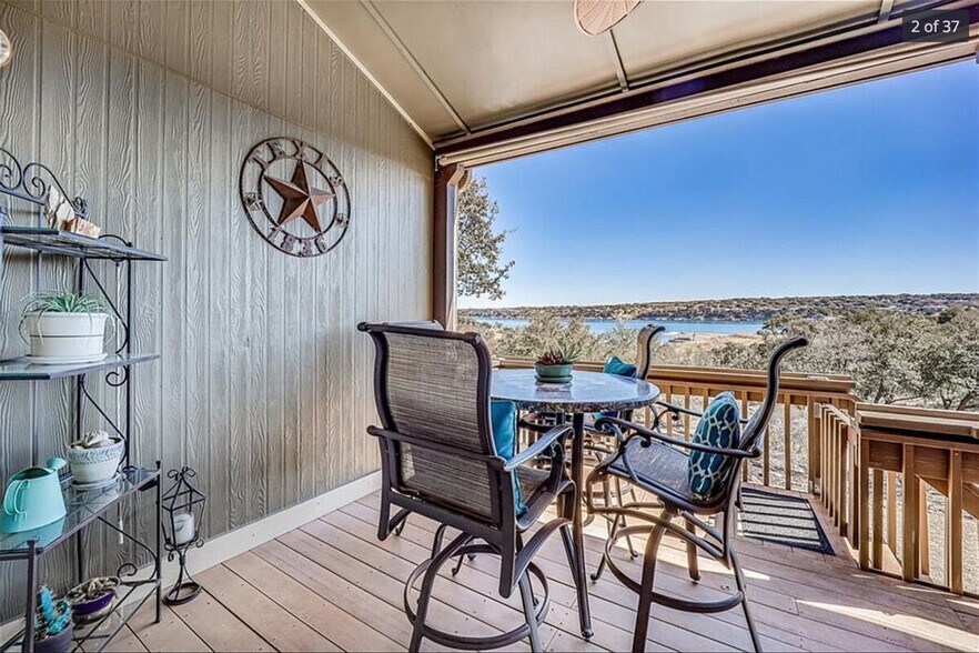 Building Photo - 221 Venture Blvd S