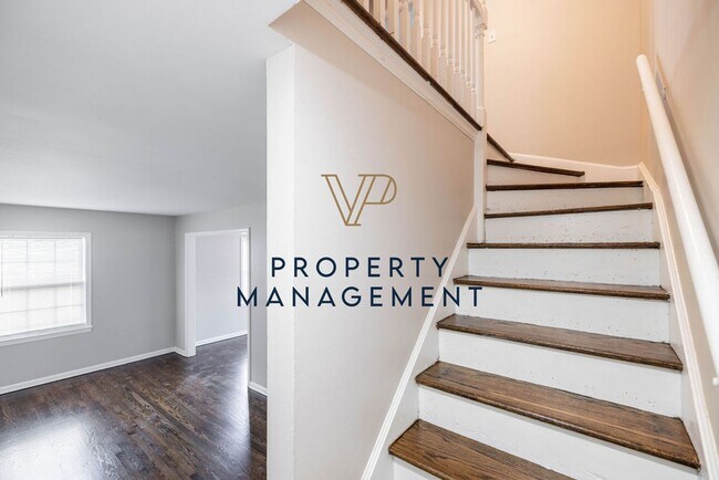 Building Photo - 6643-6645 Floyd St