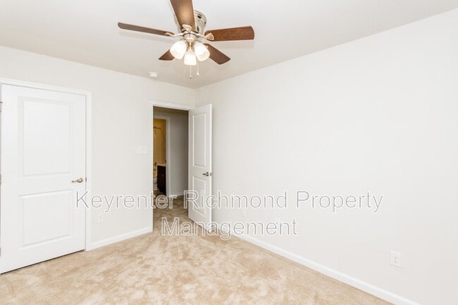 Building Photo - 8986 Ringview Dr