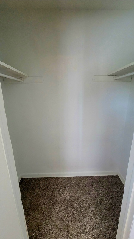Building Photo - 2619 Wayside Dr