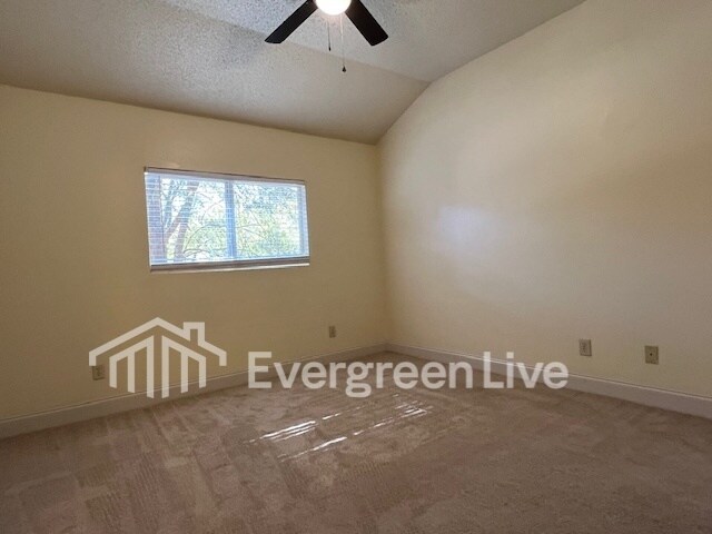 Building Photo - 112 Ayana Ct