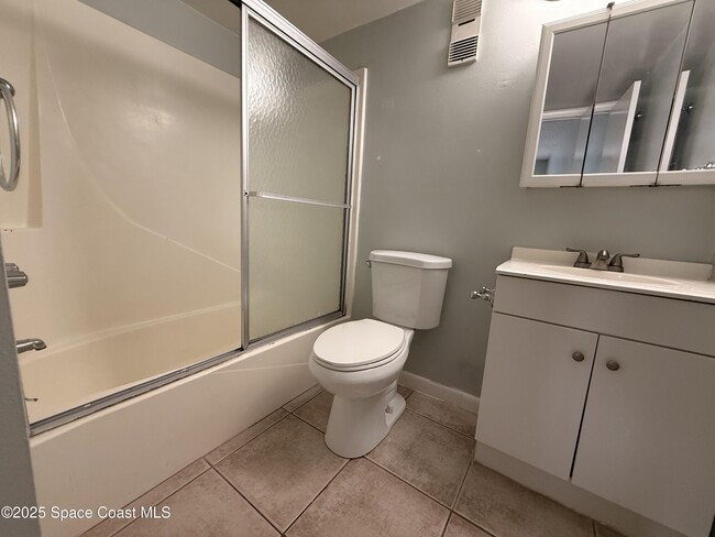 Building Photo - 176 San Juan Cir