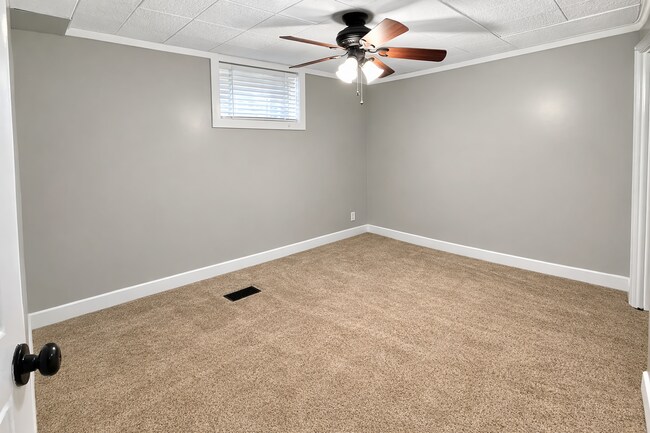 Building Photo - Weber Triplex