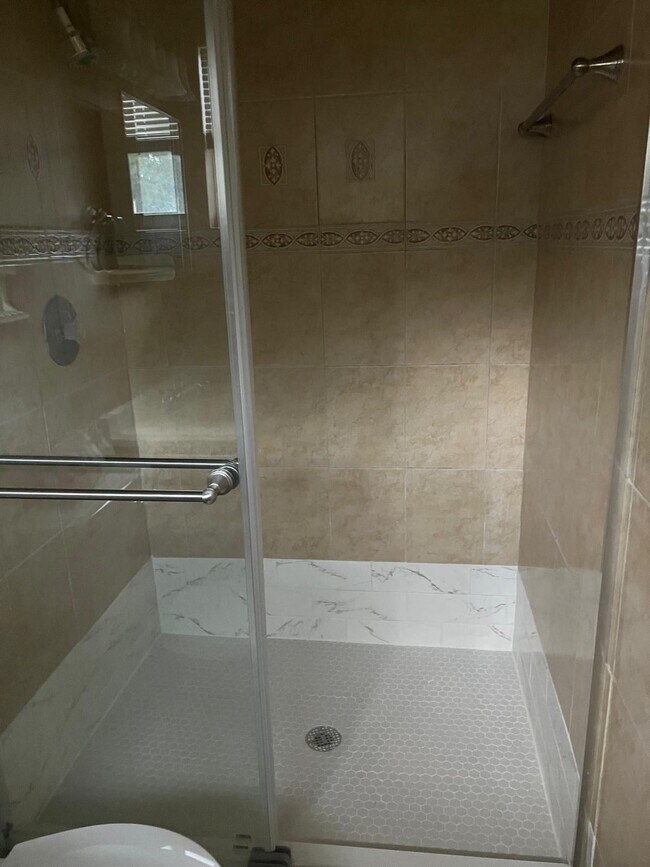 Building Photo - 6712 Buttontree Ct