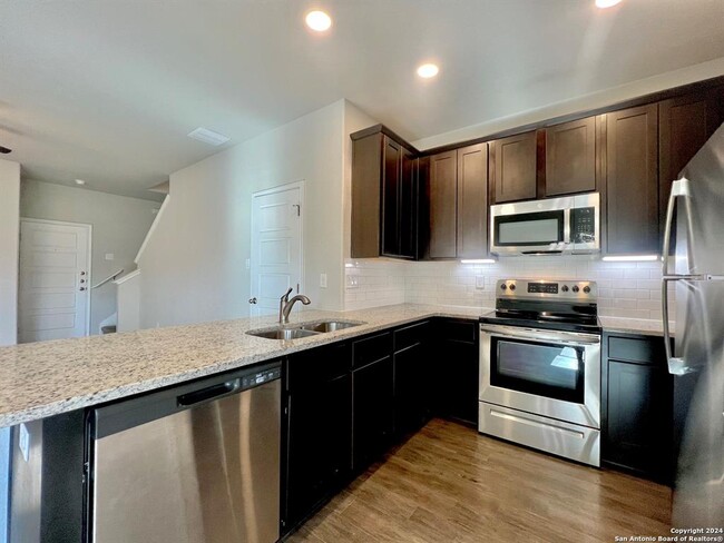 Building Photo - 9106 Canyon Bnd