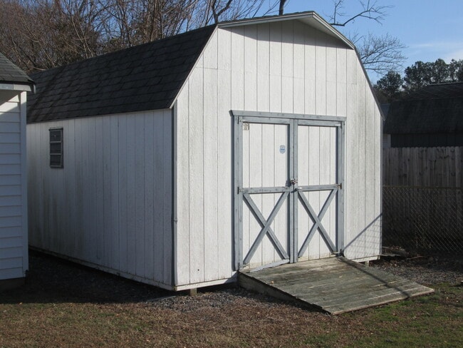 Building Photo - 509 Sherilyn Dr
