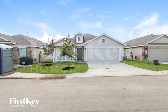 Building Photo - 5402 Basil Chase