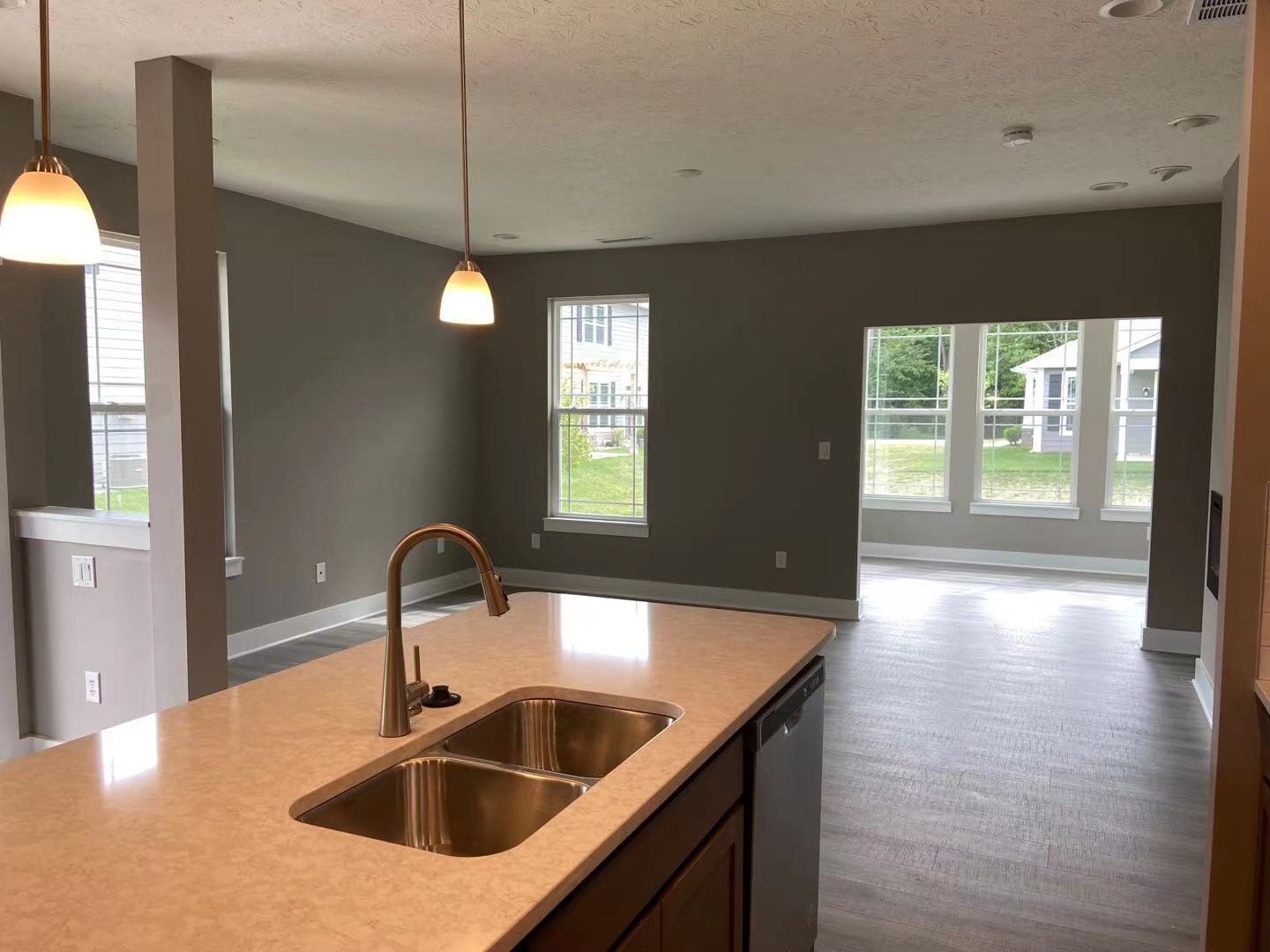 Building Photo - 8315 Glacier Ridge Dr