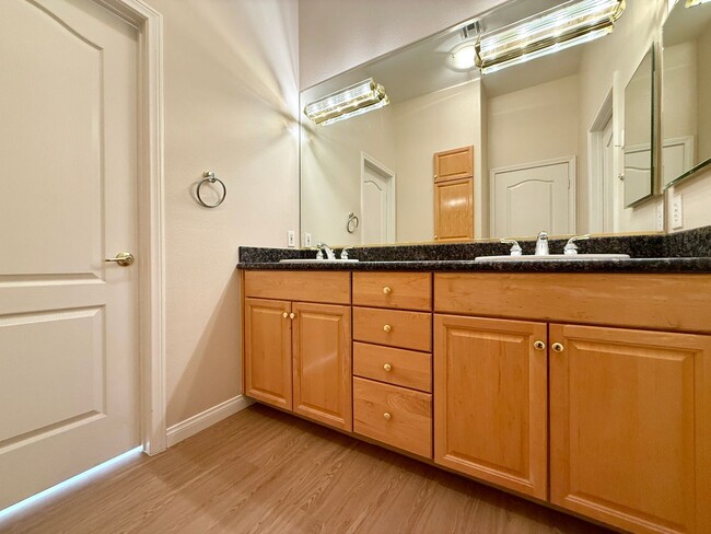 Building Photo - Grand 3 bedroom home with lake and golf course views located in Resort Villas ready to be your pa...