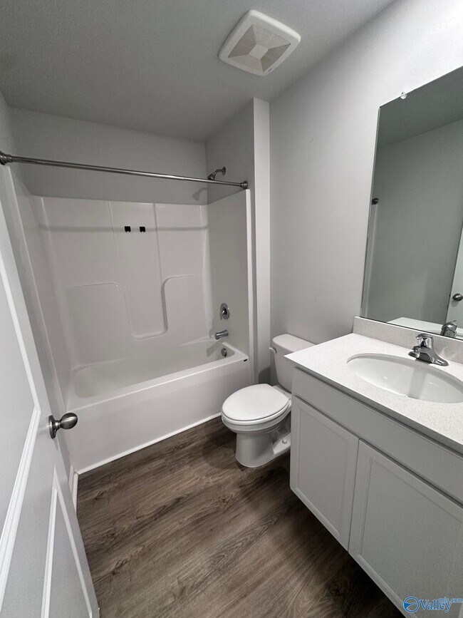 Building Photo - 213 Chubbs Ln