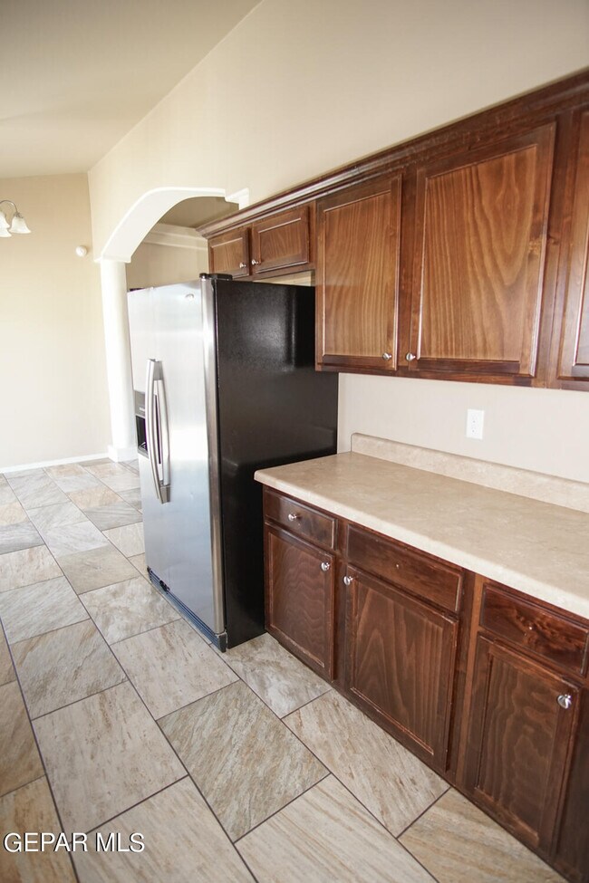 Building Photo - 12945 Hueco Hill Dr