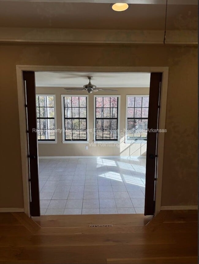 Building Photo - 23 N Howard Pl