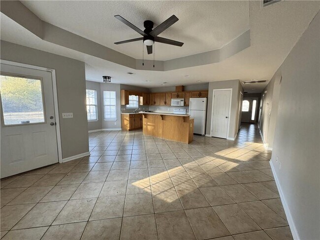 Building Photo - 104 Windridge Dr