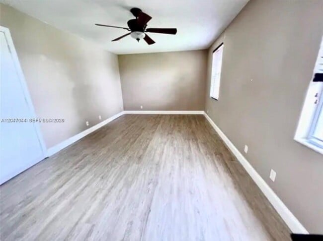 Building Photo - 8291 SW 44th Pl