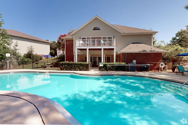 Building Photo - Riverwood Apartments