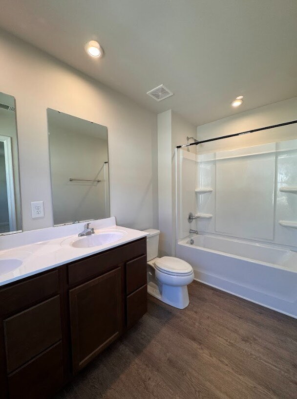 Building Photo - Charming 3-Bed, 2.5-Bath Home in Woodruff ...